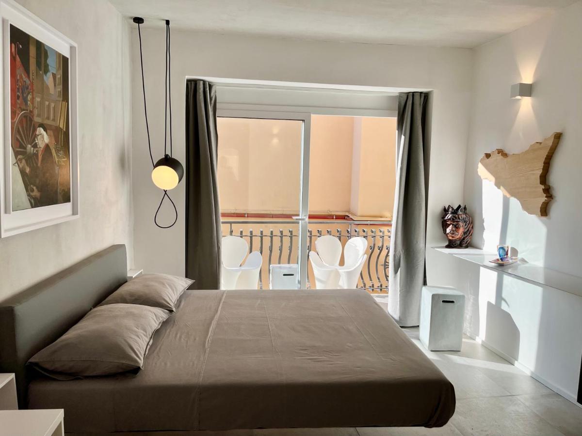Don Diego Luxury Rooms Таормина Екстериор снимка