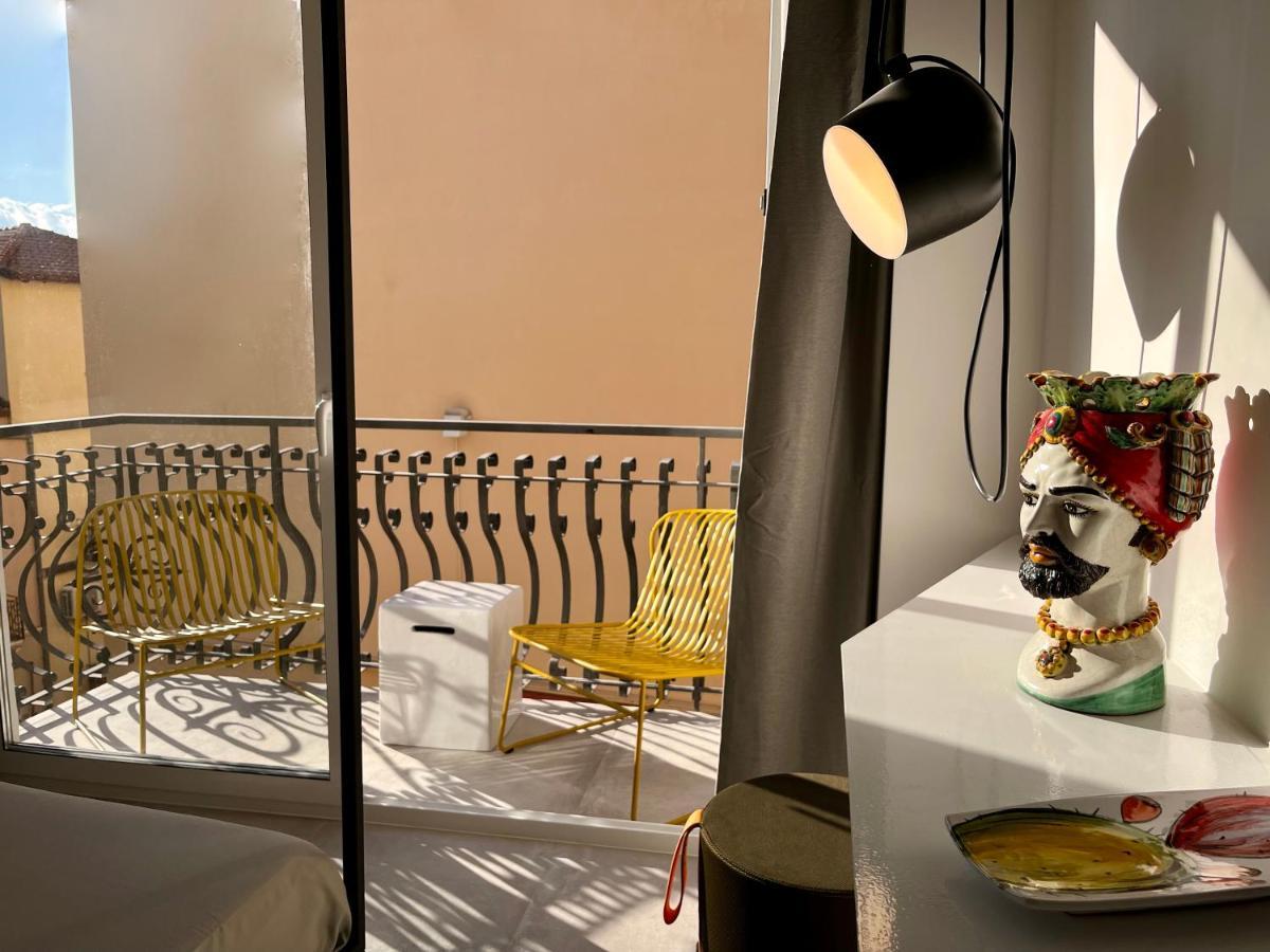 Don Diego Luxury Rooms Таормина Екстериор снимка