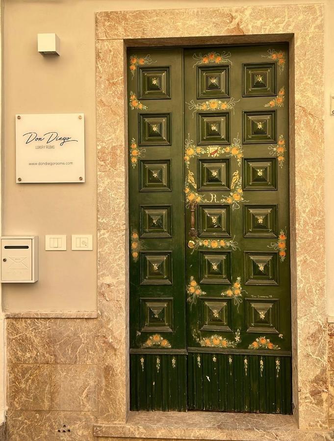 Don Diego Luxury Rooms Таормина Екстериор снимка